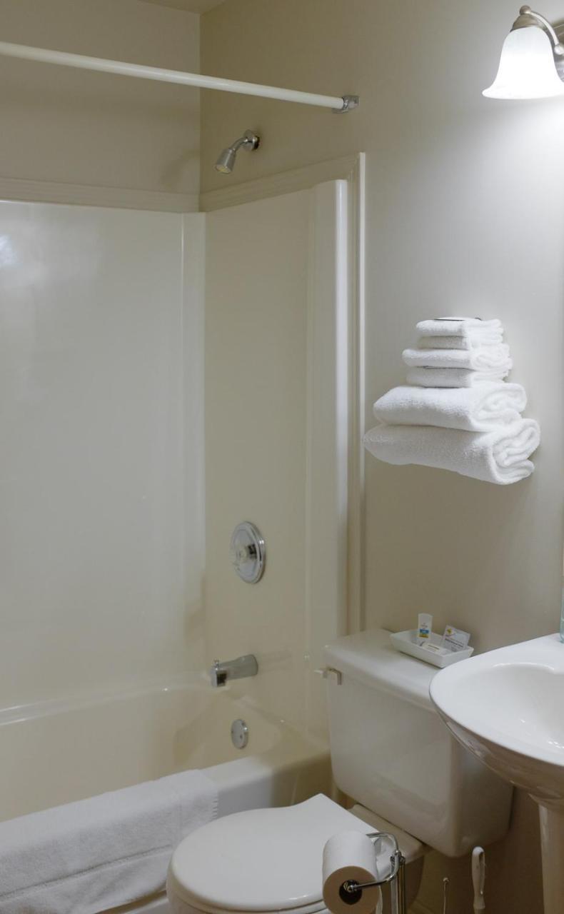 Hotel Robin Hood Grand Falls-Windsor Buitenkant foto